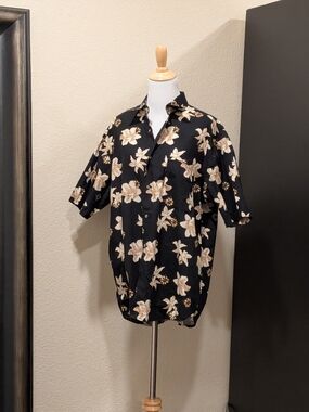 Crossings Black Floral Hawaiian Aloha Shirt Size L